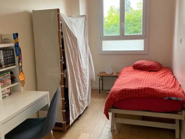 Loue Chambre Montreuil Croix de Chavaux