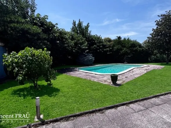 Terrain 400 m²