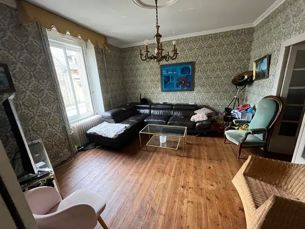 Maison 11 pièces 224 m²