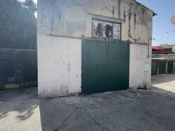 Local d’activité et entrepôt Vente Marseille   80000€