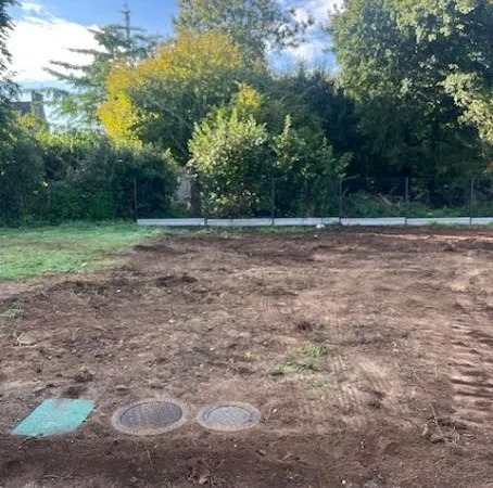 Terrain 324 m²