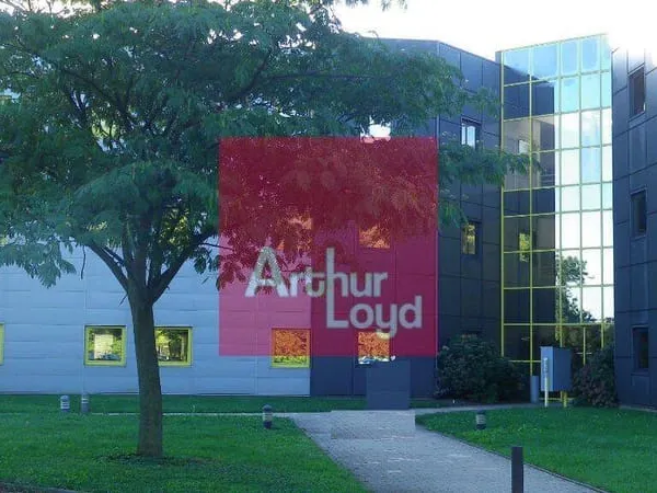 Bureaux 280 m²