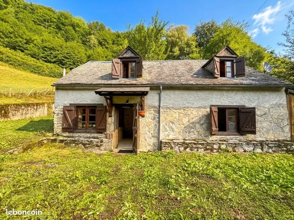 Maison de charme avec 3 hectares de terrain et bois - Havre de paix idéal nature et animaux