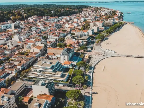 Ensemble immobilier immeuble 5 habitations rendement rapport investissement investisseur
