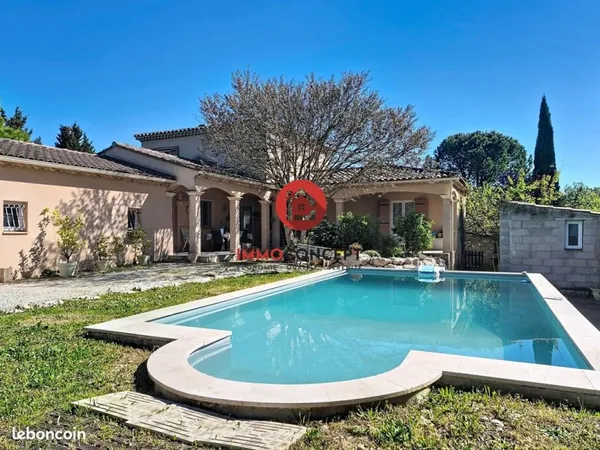 Maison 5 pièces 130 m²
