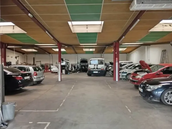 Local 2 pièces 665 m²