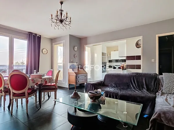 Appartement 4 pièces 77 m²