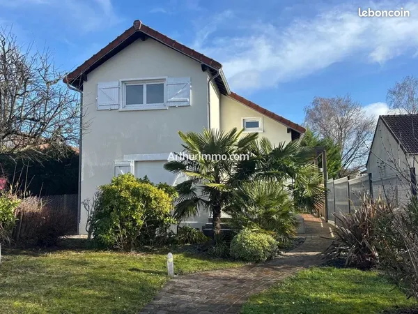 Maison 6 pièces 150 m²