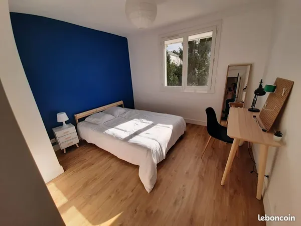 Chambre Disponible, Maison, Jardin, 500M de la plage, Ménage hebdomadaire, excellente ambiance