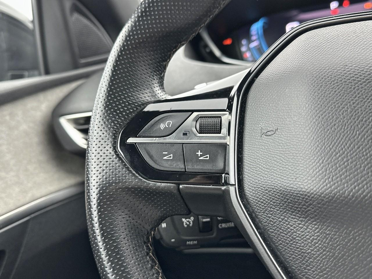Peugeot 3008 hybrid 225 e-eat8 gt — photo 18