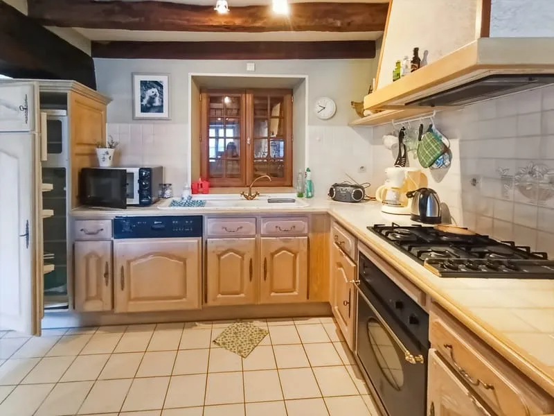 Photo 19