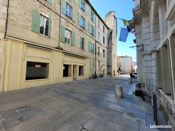 Local commercial 80m2