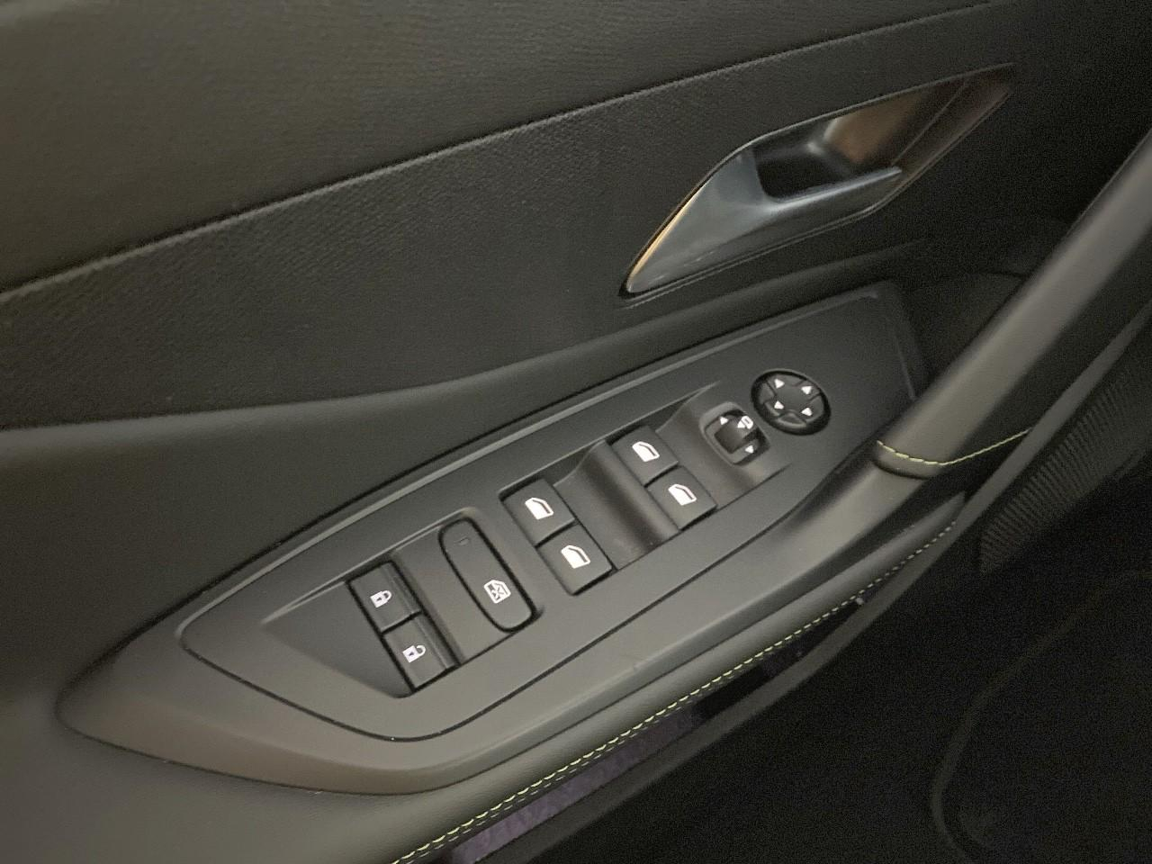 Peugeot 408 electrique 58 kwh 210 ch gt — photo 20