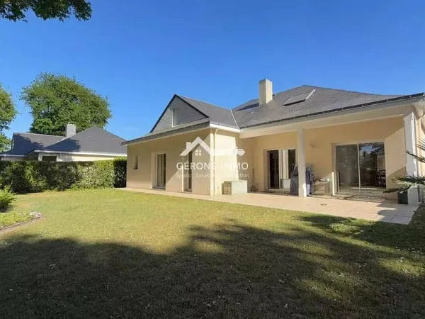 Maison 9 pièces 149 m²