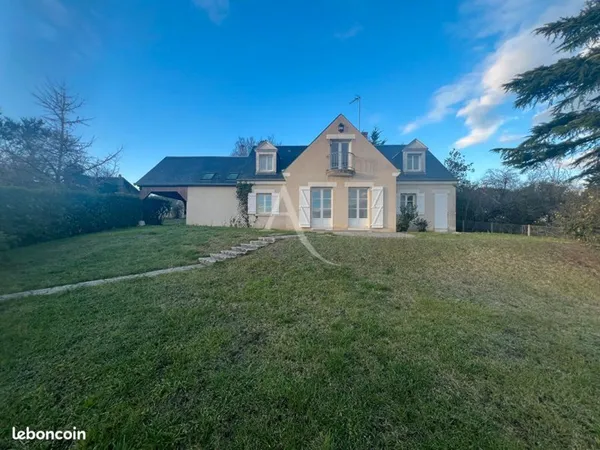 Maison 6 pièces 201 m²
