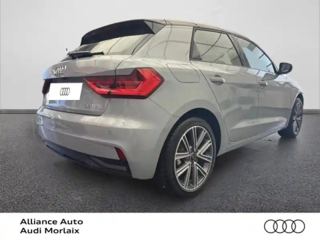 Audi A1 sportback 30 tfsi 116ch design s tronic 7 — photo 4