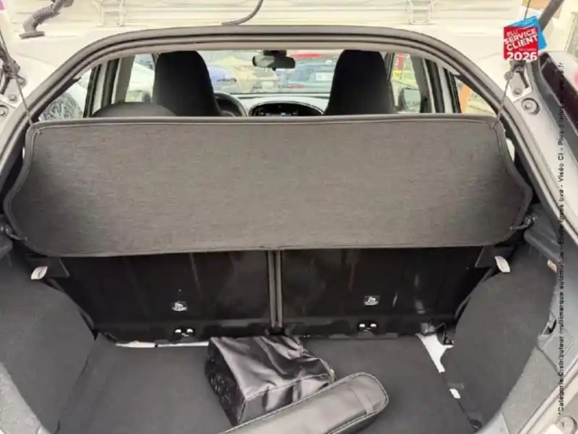Toyota Aygo x 1.0 vvt-i 72ch dynamic s-cvt my23 — photo 14