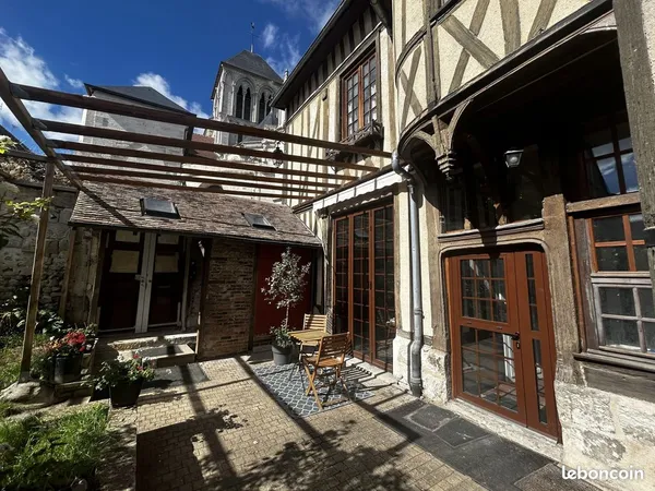 Maison 6 pièces 151 m²