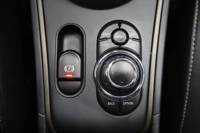 Mini Mini countryman 125 - 95 ch all4 bva6 — photo 68