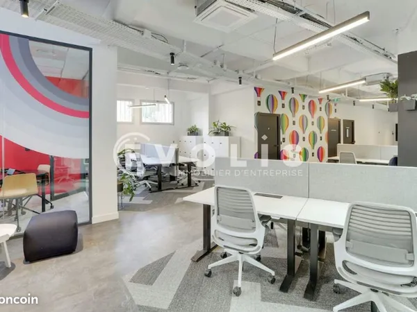 Bureau 71 m²