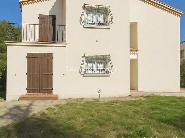 A VENDRE - PERPIGNAN - Maison 3 faces avec jardin et garage