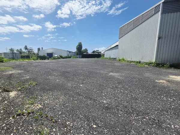 Terrain professionnel a louer-jarry,zone industrielle
