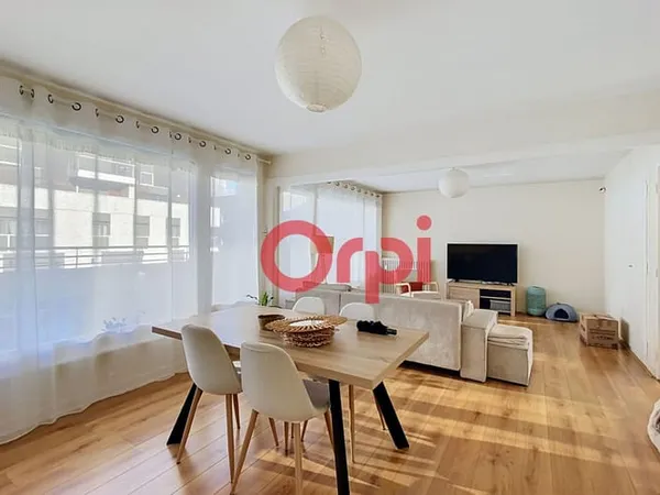 Appartement 3 pièces 75 m²