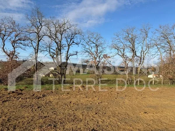 Terrain à vendre à Rouffiac