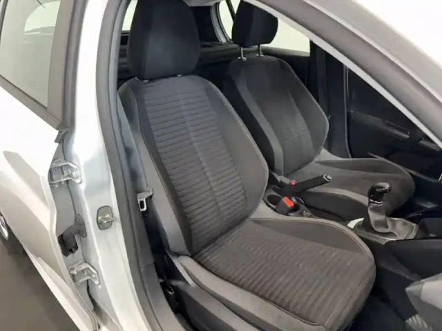 Peugeot 208 puretech 75 s&amp;s bvm5 — photo 72