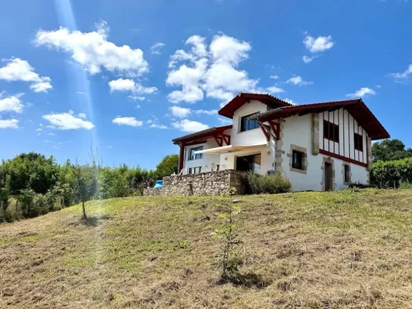 Maison 5 pièces 170 m²
