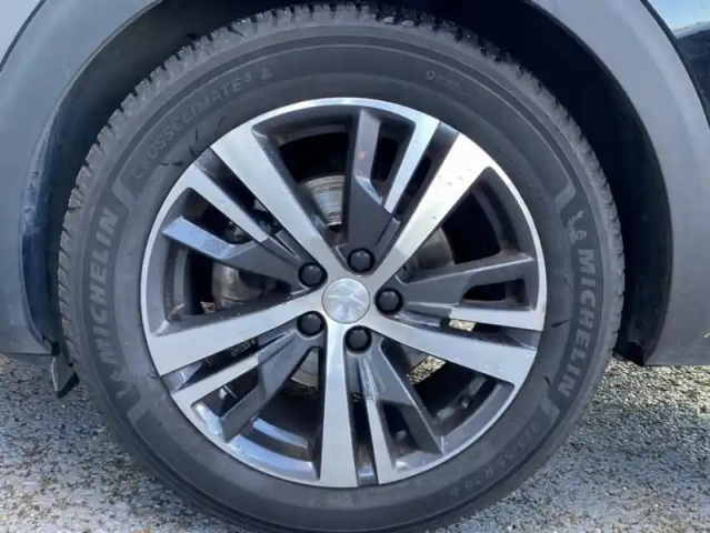 Peugeot 3008 ii puretech 130 s&amp;s eat8 allure pack — photo 39