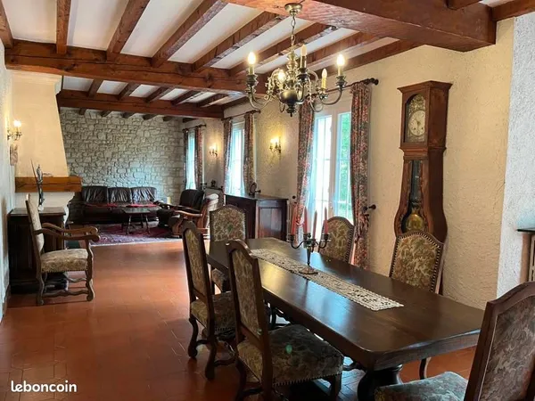 Maison 7 pièces 192 m²