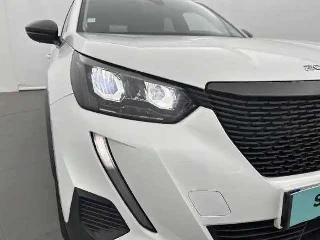 Peugeot 2008 puretech 130 s&amp;s eat8 — photo 47