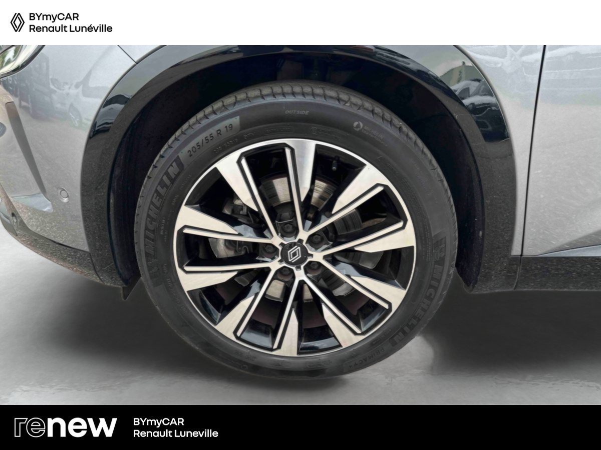 Renault Austral E-Tech hybrid 200 — photo 14