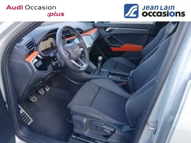 Audi Q3 sportback 35 tfsi 150 ch — photo 11