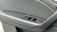 Renault Captur 1.0 TCe 90ch Evolution — photo 16