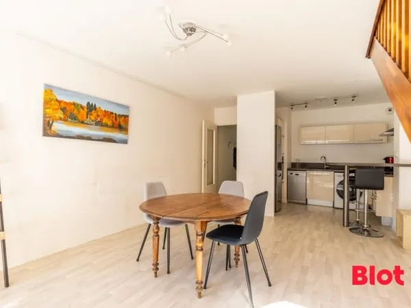 A VENDRE - APPARTEMENT - TYPE 3 - GARAGE - Hôtel Dieu