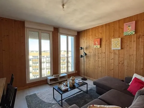 Chambre 5 pièces 79 m²