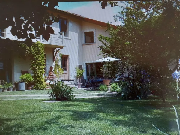 Vends maison ancienne de 230m² et son atelier de 300m²