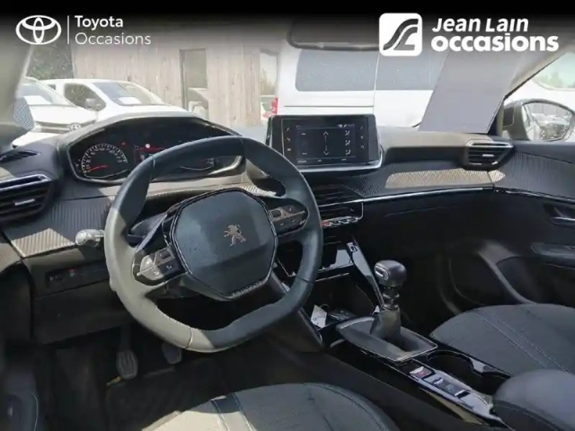 Peugeot 208 puretech 100 s&amp;s bvm6 — photo 11