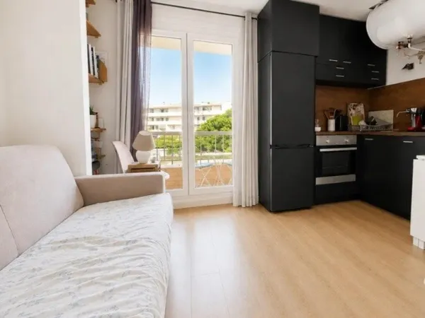 Studio 19m² Six Fours les plages, 125 000€