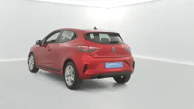 Renault Clio tce 90 ch gsr2 — photo 3