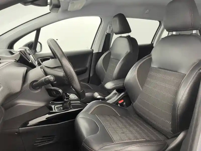 Peugeot 2008 puretech 130ch s&amp;s bvm6 — photo 230