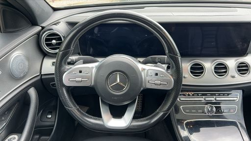 Mercedes Classe E 220 d 194  9G-Tronic - AMG Line – 2018 – 155900 km – Diesel – Boîte Automatique — photo 27
