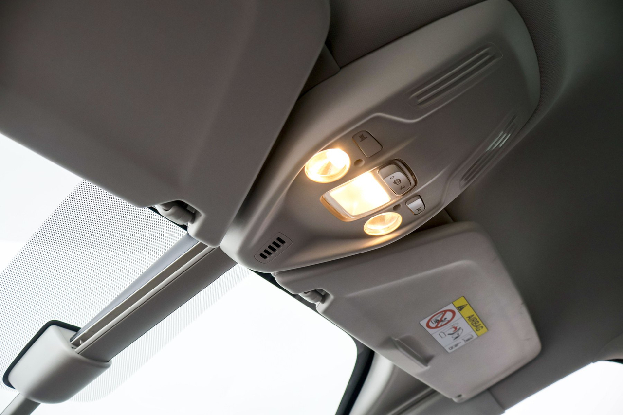 Citroën Grand C4 Spacetourer — photo 28