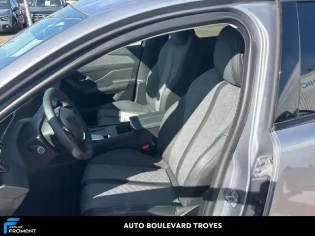 Peugeot 408 1.2 puretech 130ch s&amp;s allure eat8 — photo 11