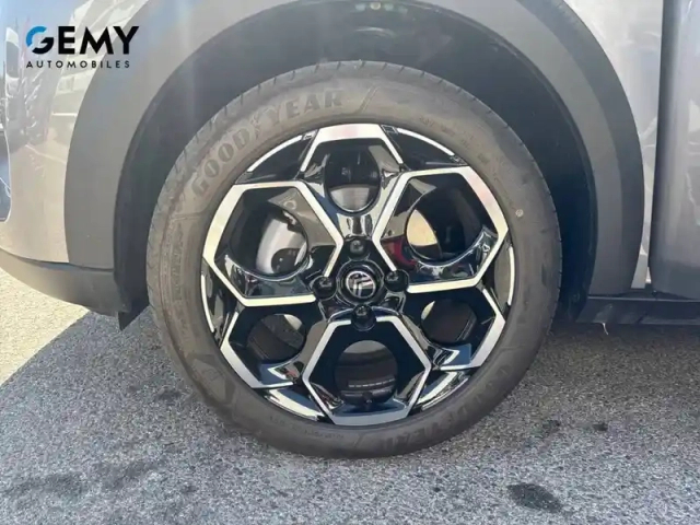 Citroën C3 hybride 110 ch automatique — photo 10