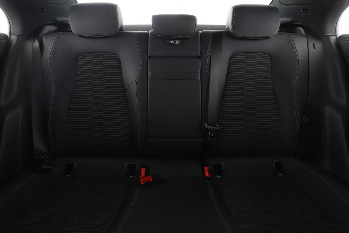 Mercedes-Benz CLA 180 Progressive Line 7G-DCT — photo 16