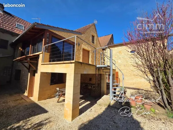 Maison 4 pièces 130 m²