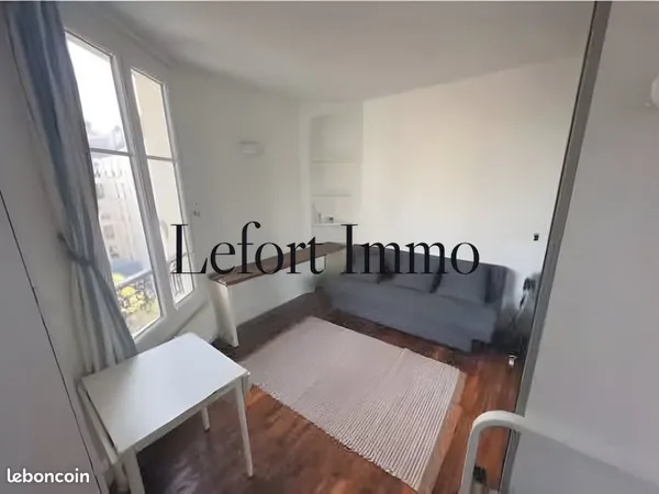 Studio 1 pièce 13 m²